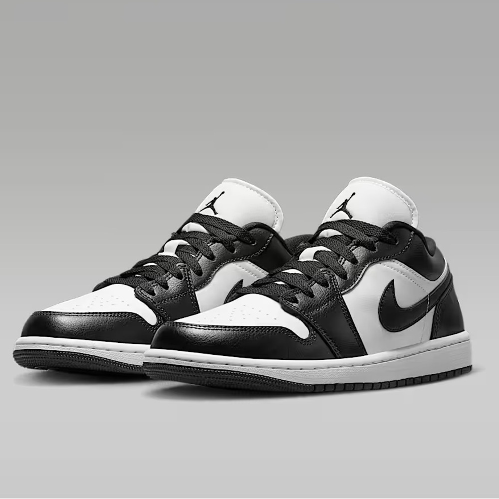 New Size 6.5 Nike Air Jordan 1 Low Sneakers Black White